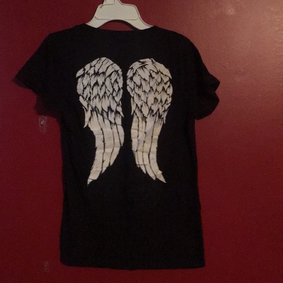 SOLD- Daryl Dixon shirt - Picture 3 of 3